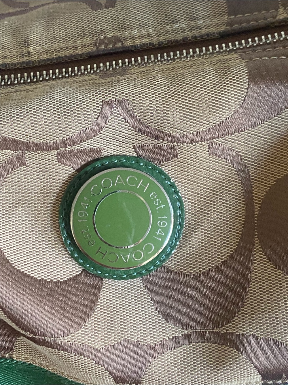 Coach Brown Signature Shoulder Bag with Green Trim - Picture 3 of 11